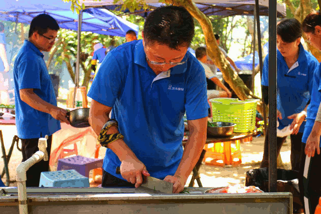 jinnian金年会研究院团建5.gif jinnian金年会研究院团建5.gif